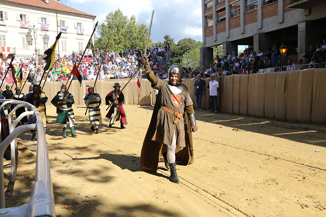 -525- CorteoStorico.jpg